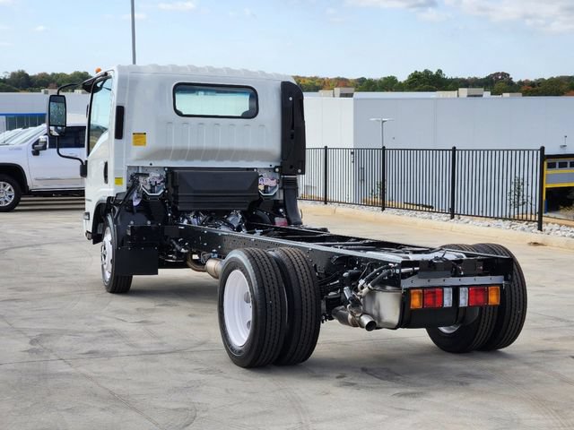 New 2025 Chevrolet Low Cab Forward RWD image 4