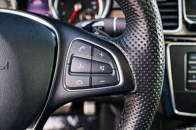 Used 2019 Mercedes-Benz GLE 400 4MATIC image 16
