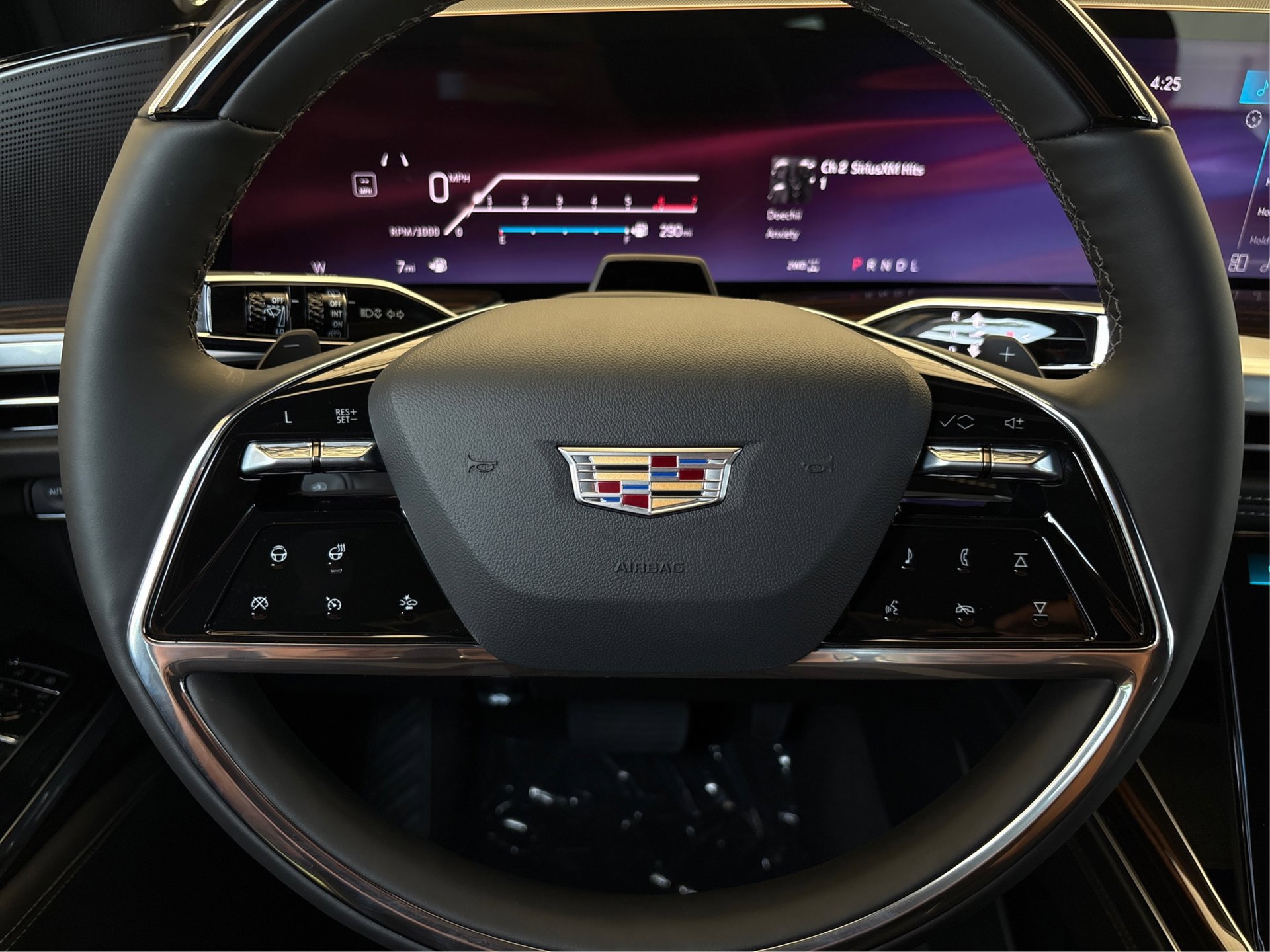 New 2026 Cadillac Escalade Luxury w/ LPO, Radiant Package AWD/4WD image 19