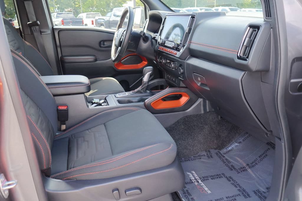 Used 2026 Nissan Frontier PRO-4X AWD/4WD image 22