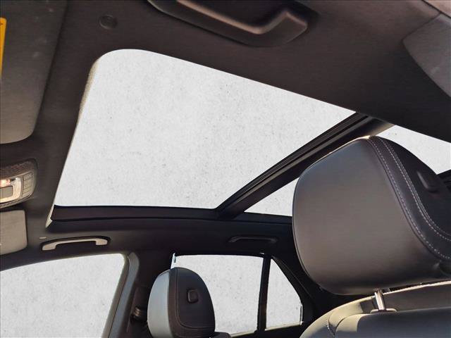 Used 2024 Mercedes-Benz GLE 53 AMG 4MATIC w/ Acoustic Comfort Package image 16