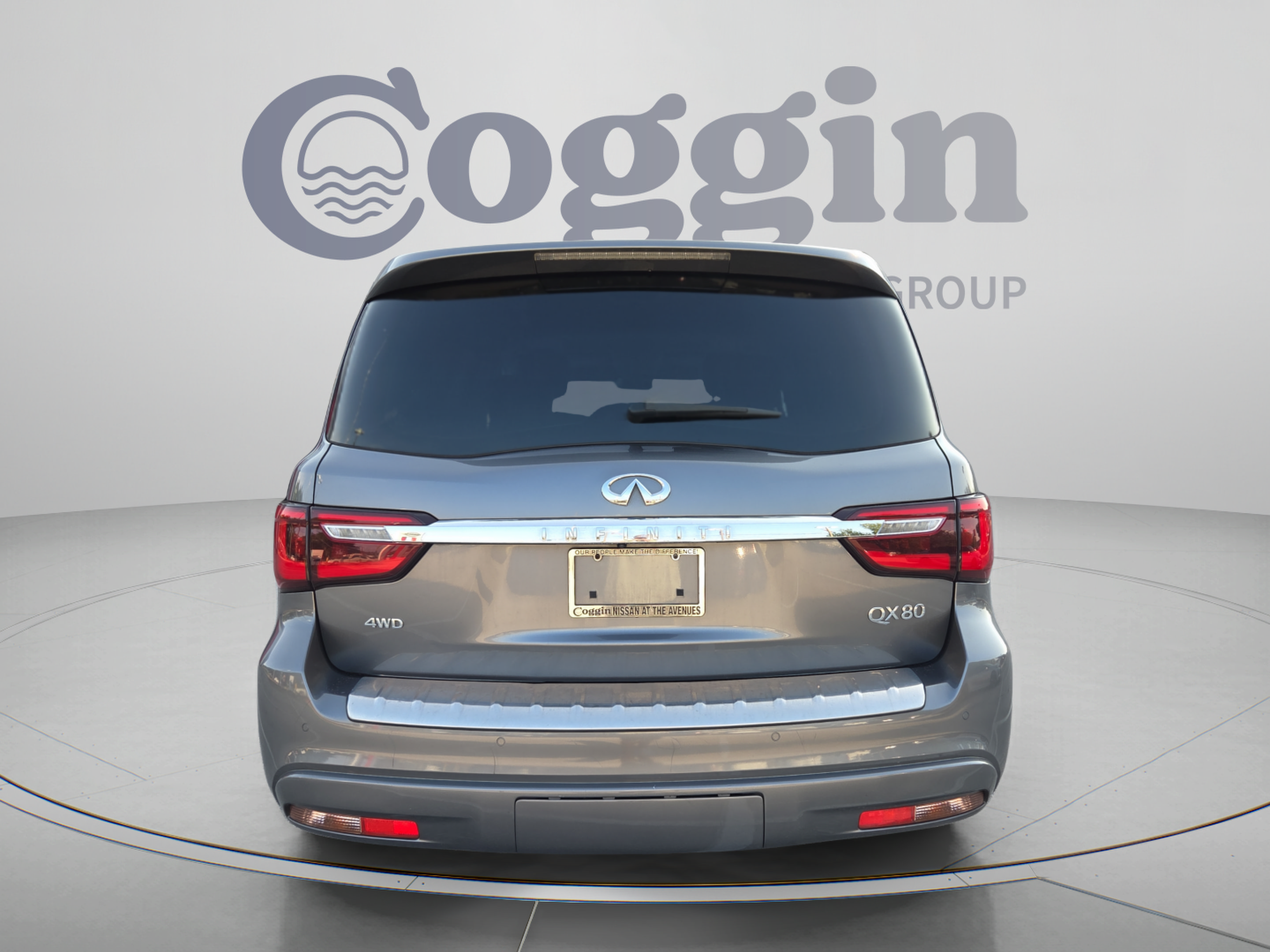 Used 2020 INFINITI QX80 Luxe w/ Proassist Package AWD/4WD image 4