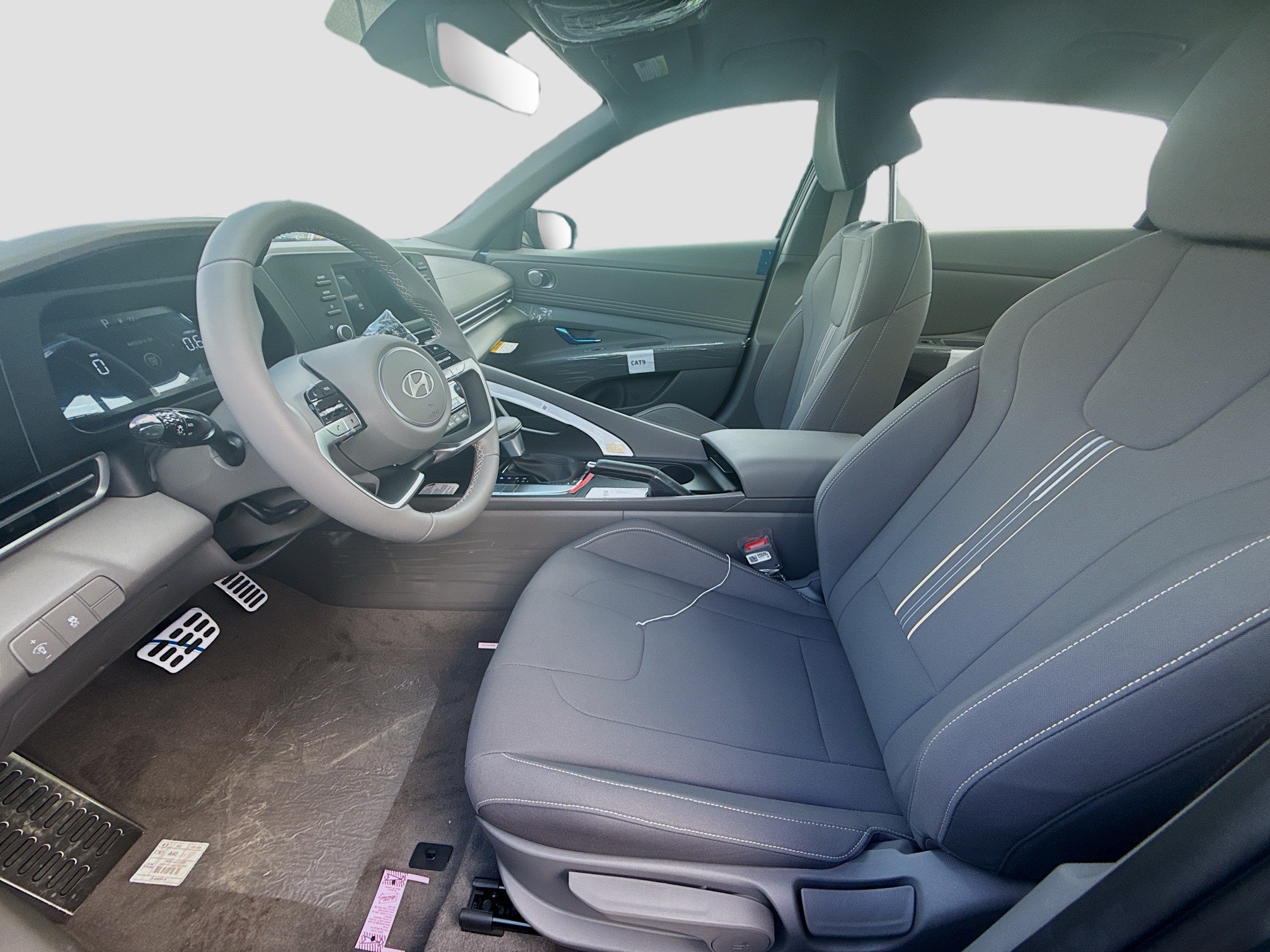 New 2026 Hyundai Elantra Sport FWD image 14