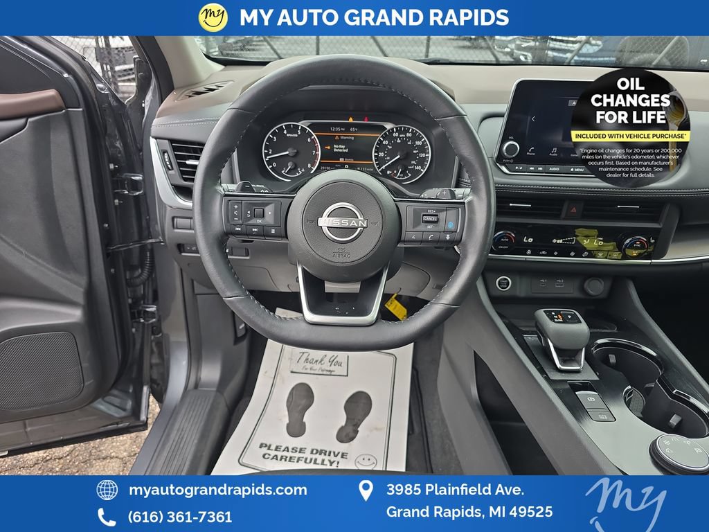 Used 2023 Nissan Rogue SV w/ SV Premium B Package AWD/4WD image 12