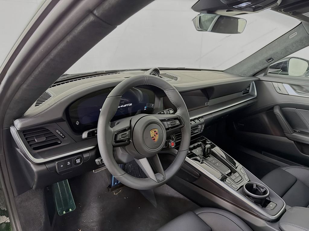 New 2026 Porsche 911 Carrera 4 GTS image 4