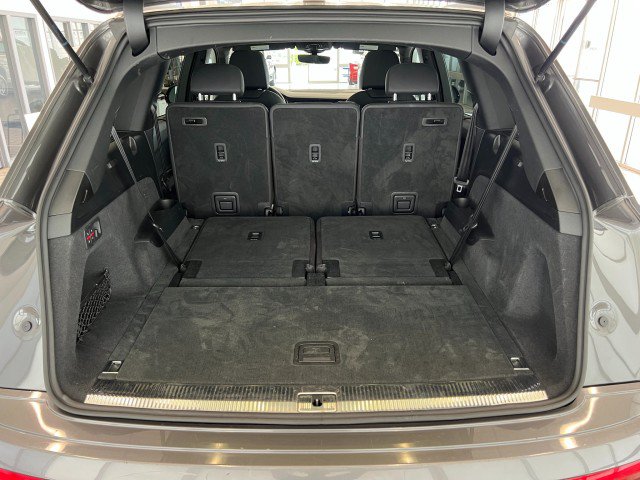 Used 2021 Audi Q7 3.0T Premium Plus AWD/4WD image 40