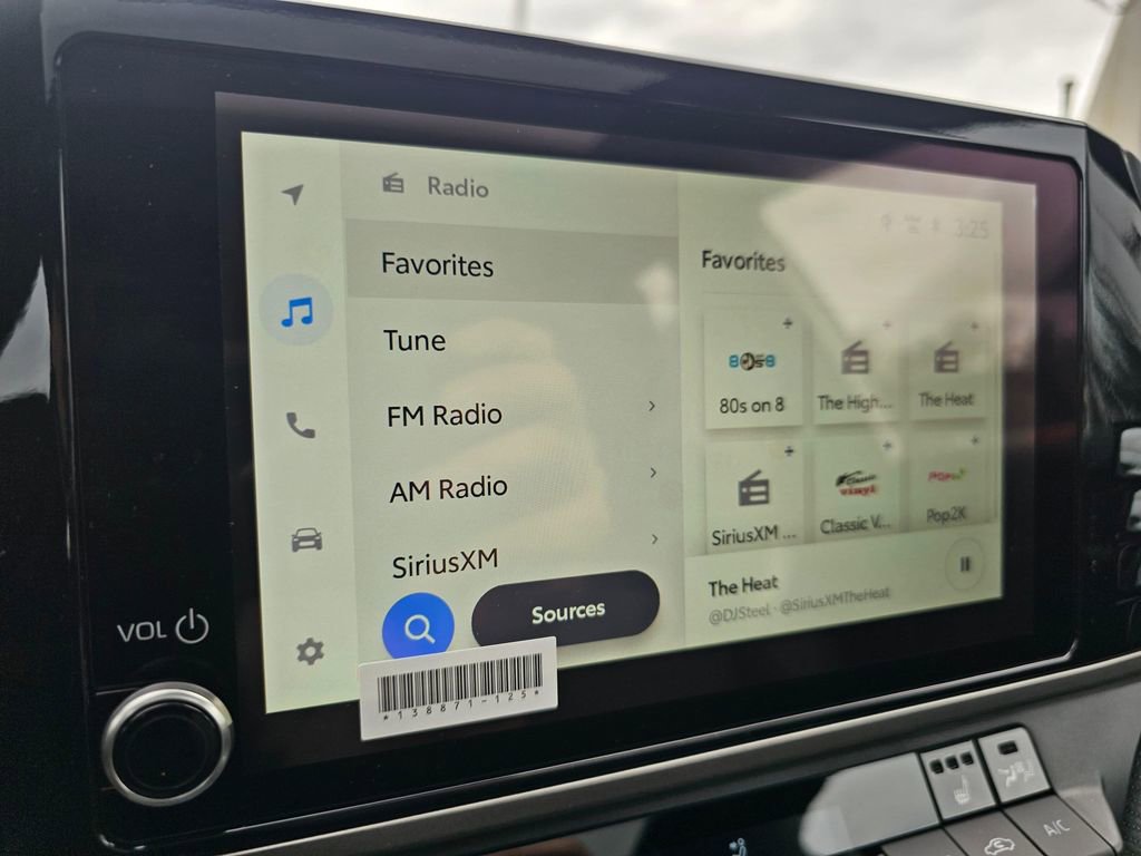 New 2026 Toyota Camry Hybrid image 27