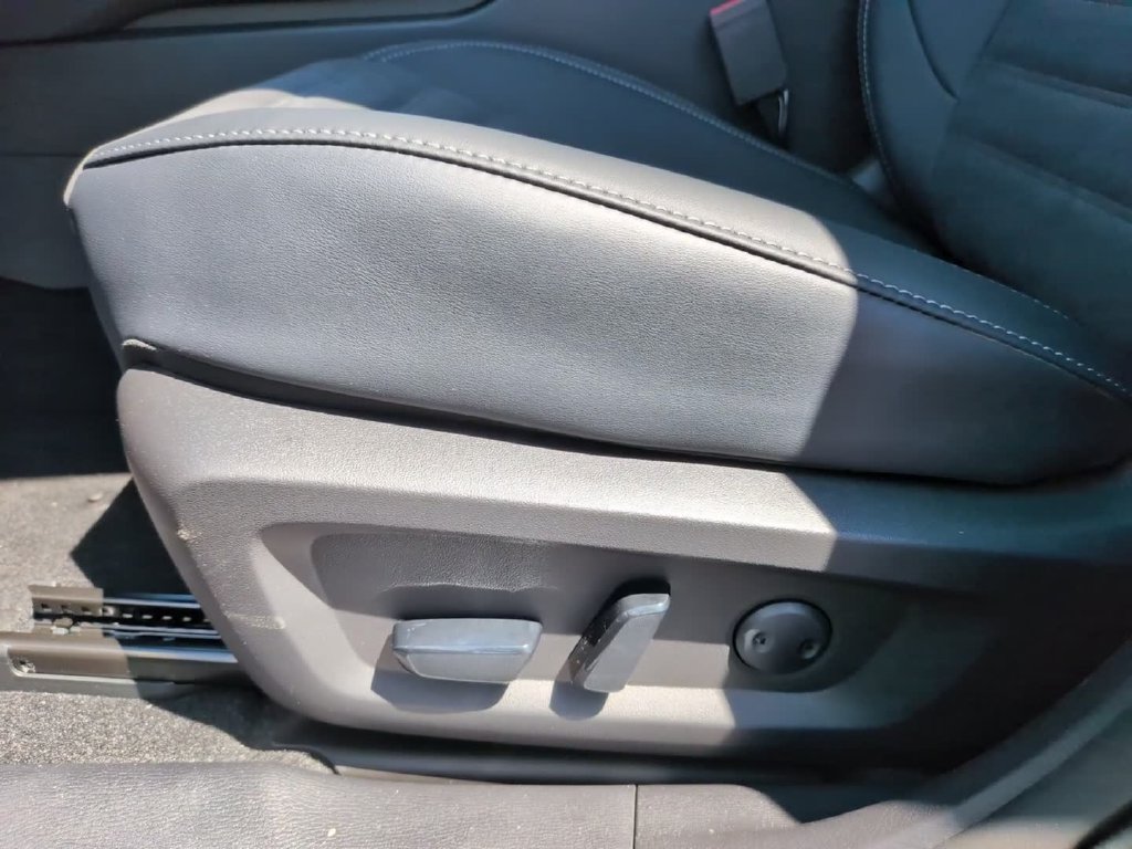 New 2026 Mitsubishi Outlander SE FWD image 16