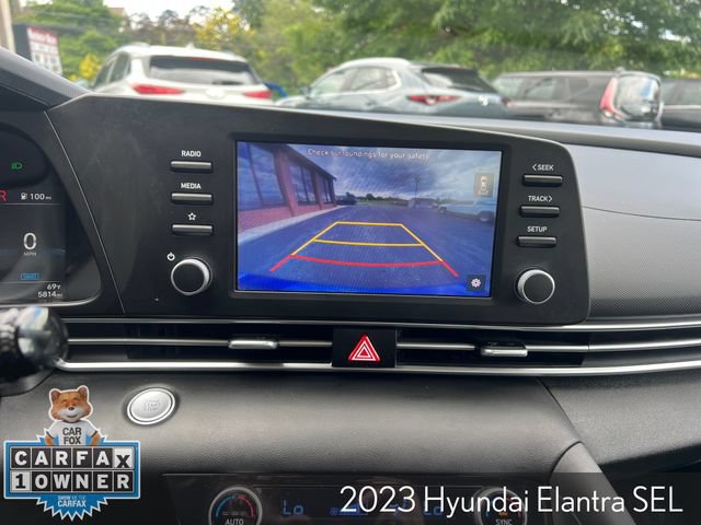 Used 2023 Hyundai Elantra SEL FWD image 17