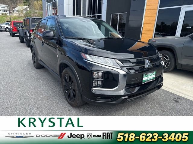 Used 2025 Mitsubishi Outlander Sport LE AWD/4WD image 1