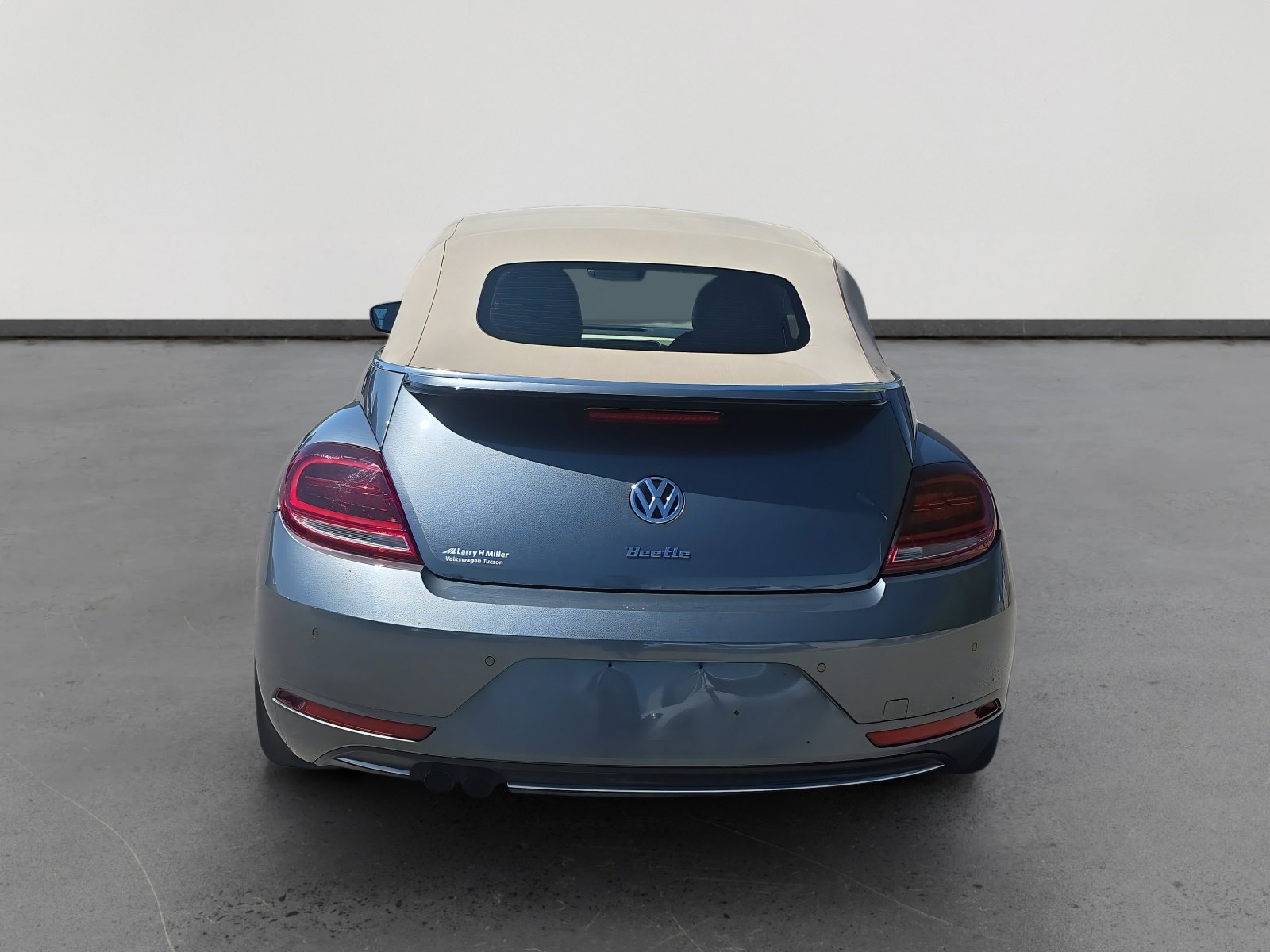 Used 2019 Volkswagen Beetle 2.0T Final Edition SEL image 4