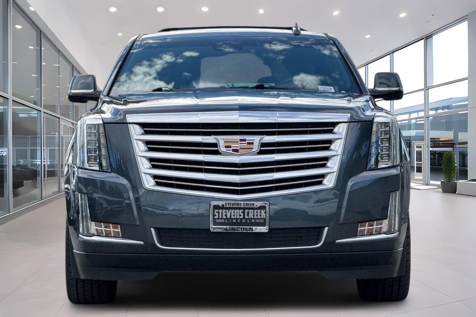 Used 2019 Cadillac Escalade ESV Platinum image 9