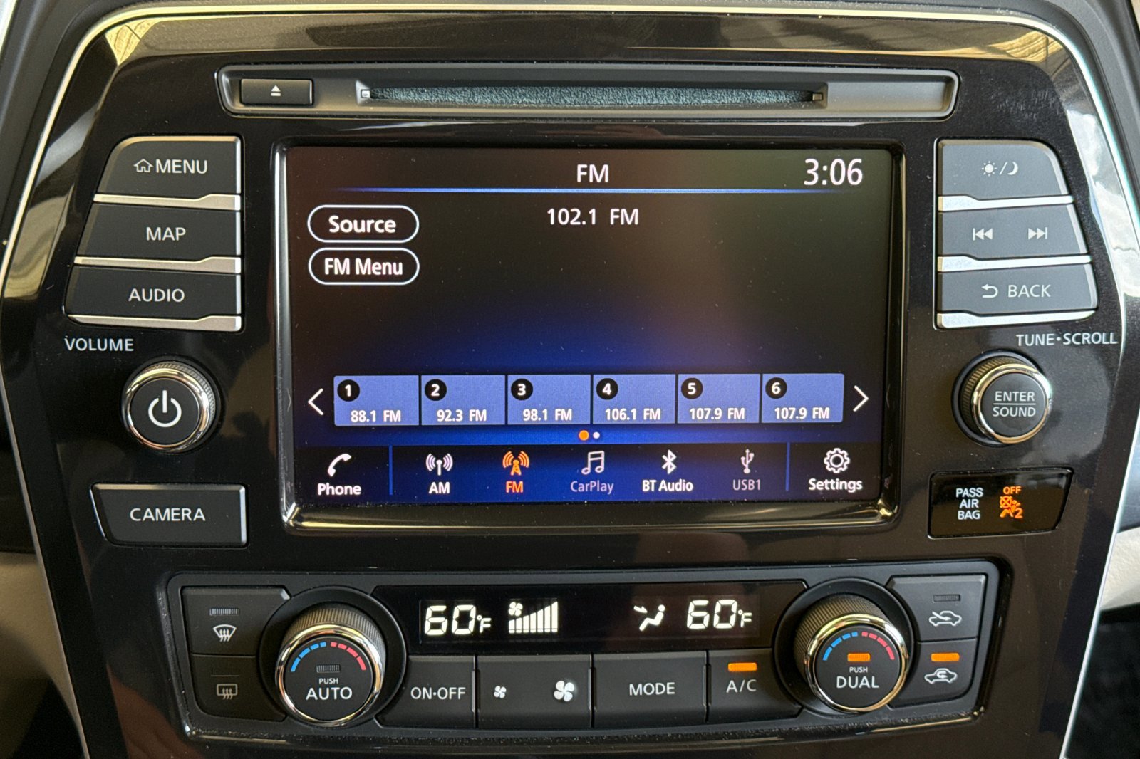 Used 2023 Nissan Maxima Platinum w/ Sport Mat Group FWD image 23