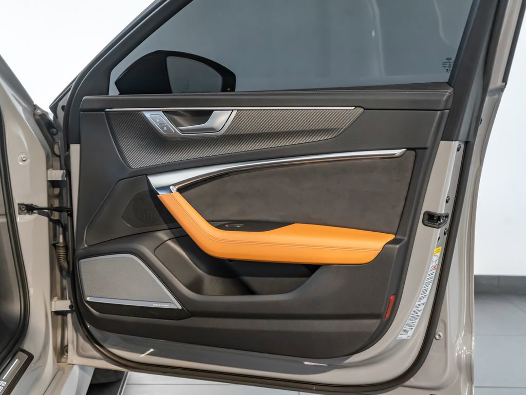 Used 2024 Audi RS 6 performance image 29