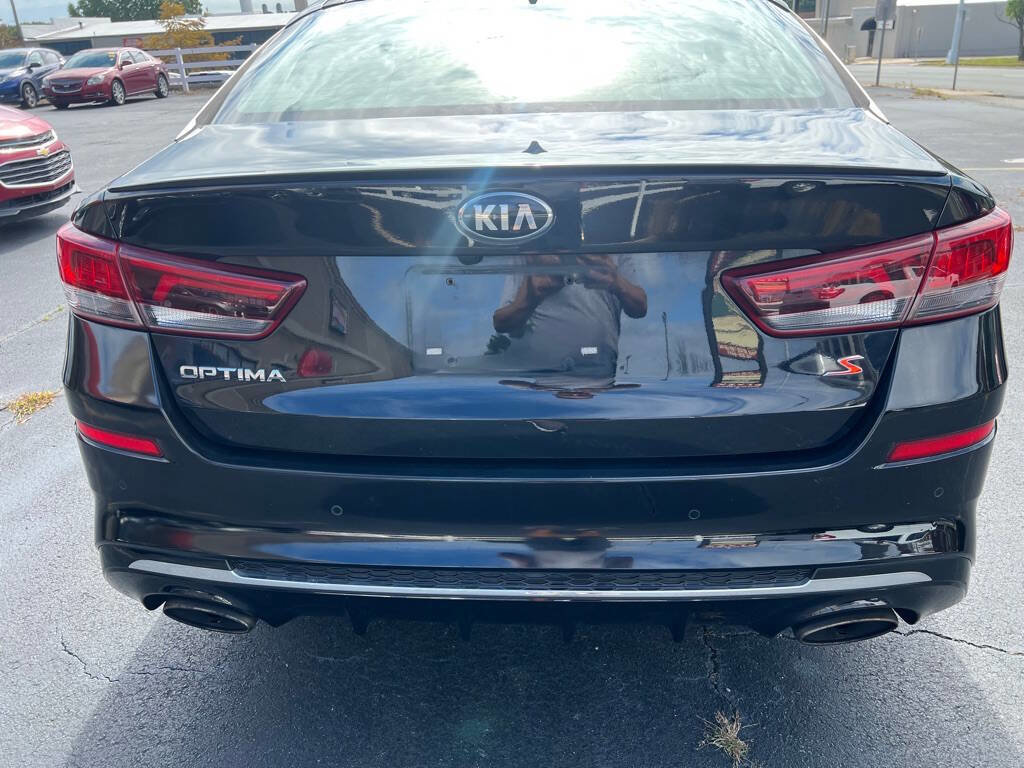 Used 2019 Kia Optima S w/ S Panoramic Sunroof Package image 6