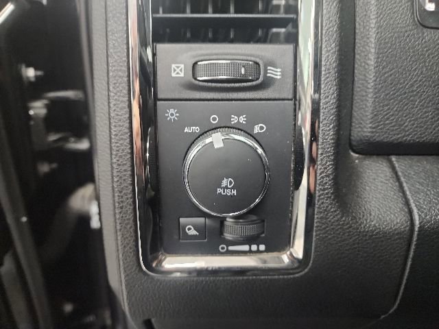 Used 2018 RAM 1500 Sport w/ Convenience Group AWD/4WD image 14