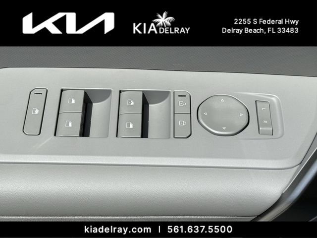 New 2027 Kia Seltos S FWD image 14
