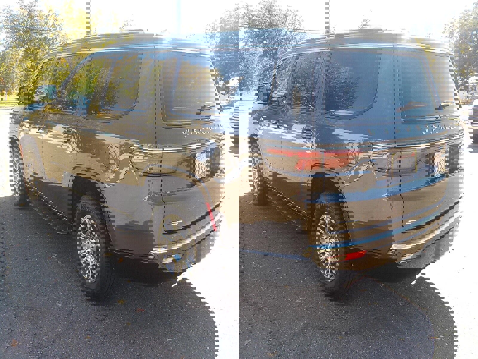 Used 2022 Jeep Wagoneer Series I w/ Convenience Group I image 6