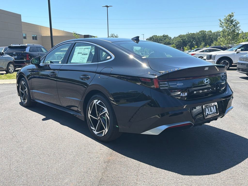 New 2026 Hyundai Sonata SEL FWD image 4