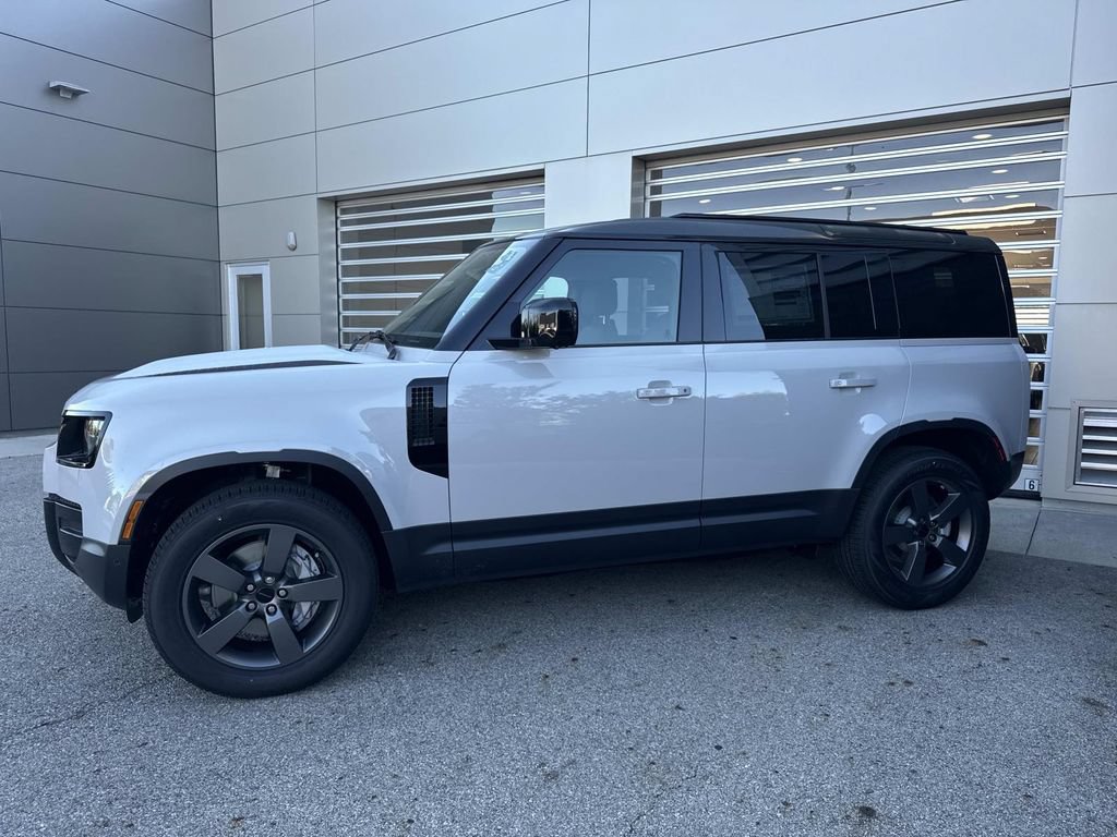 New 2026 Land Rover Defender 110 S AWD/4WD image 3