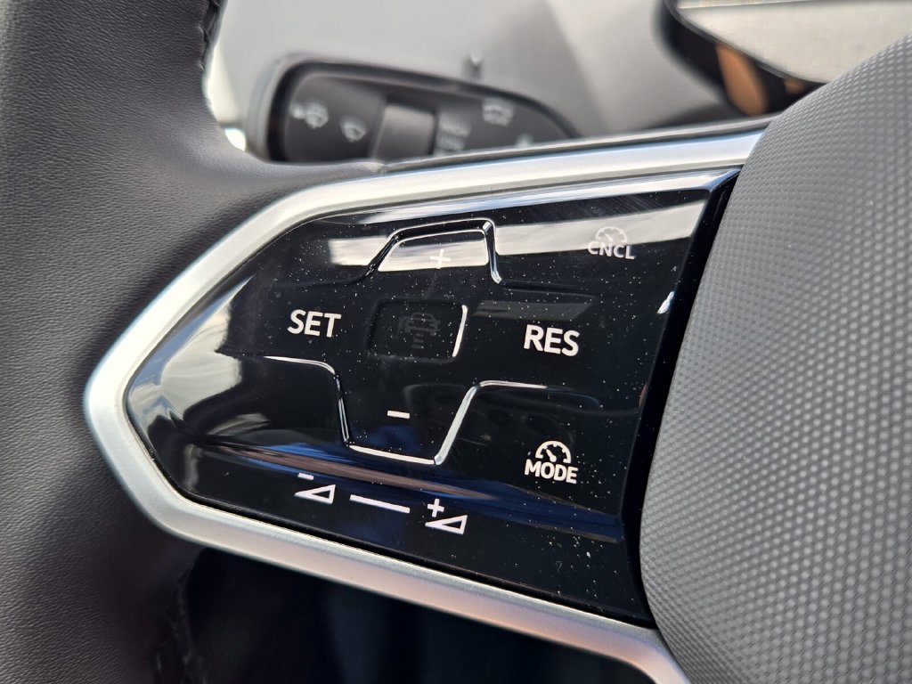New 2026 Volkswagen ID.4 Pro RWD image 12