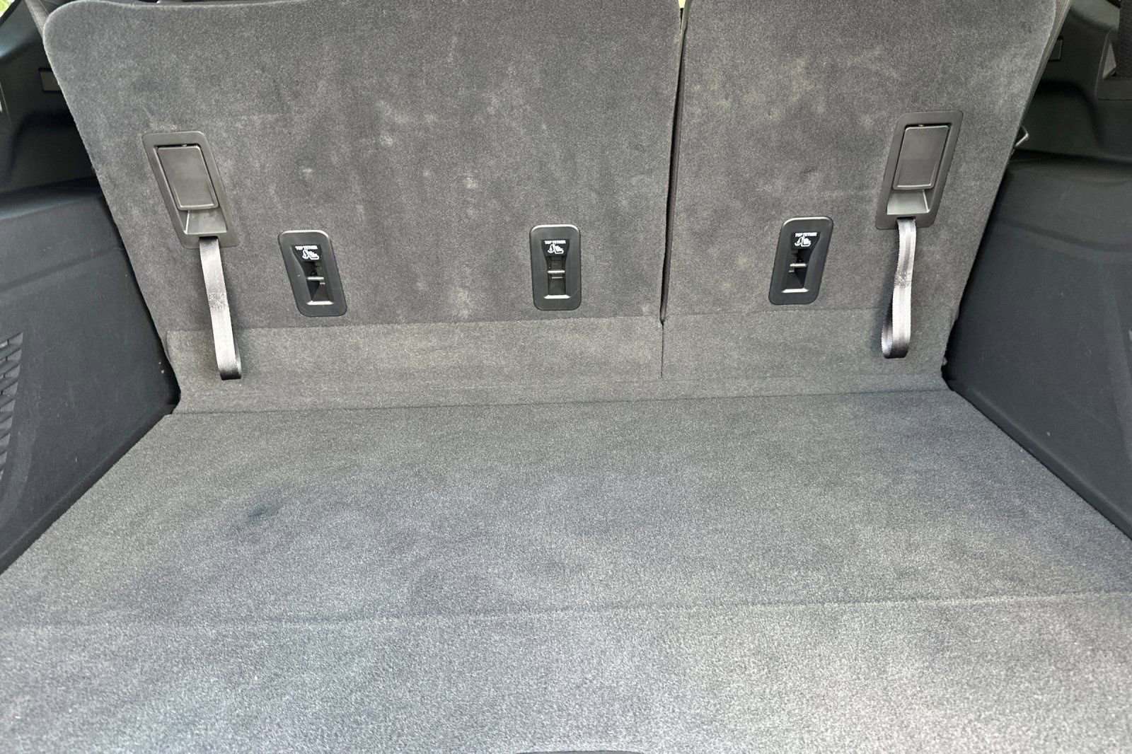 Certified 2025 Chevrolet Suburban RST image 17