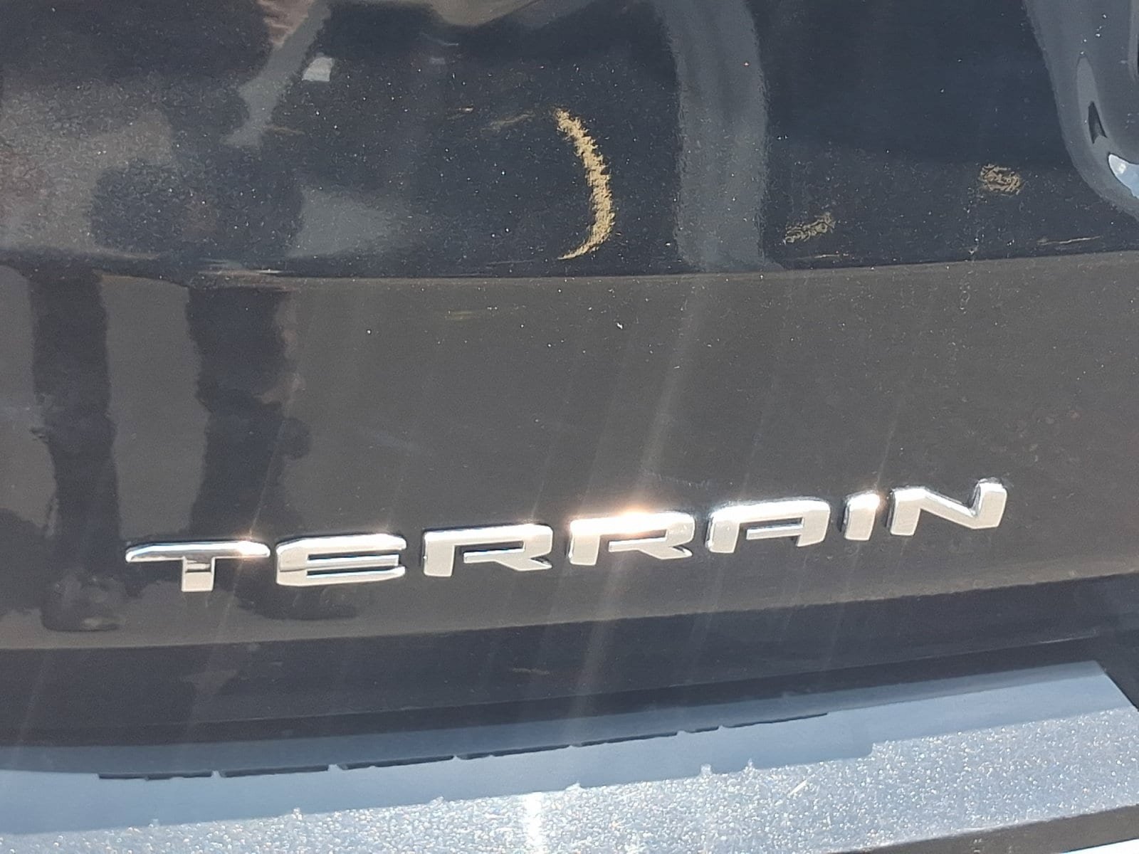 Used 2023 GMC Terrain Denali w/ LPO, Floor Liner Package AWD/4WD image 24