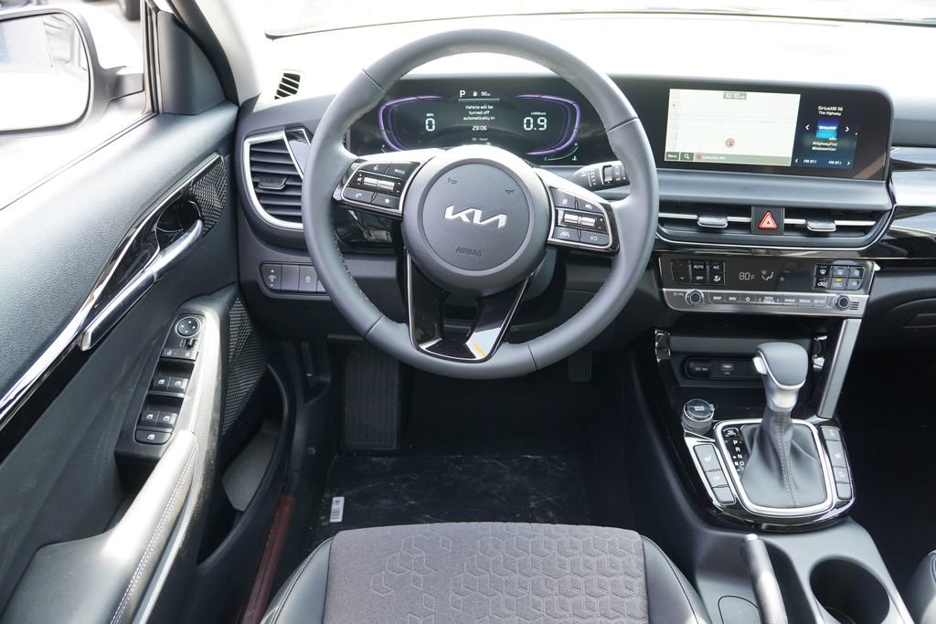 New 2026 Kia Seltos S AWD/4WD image 12