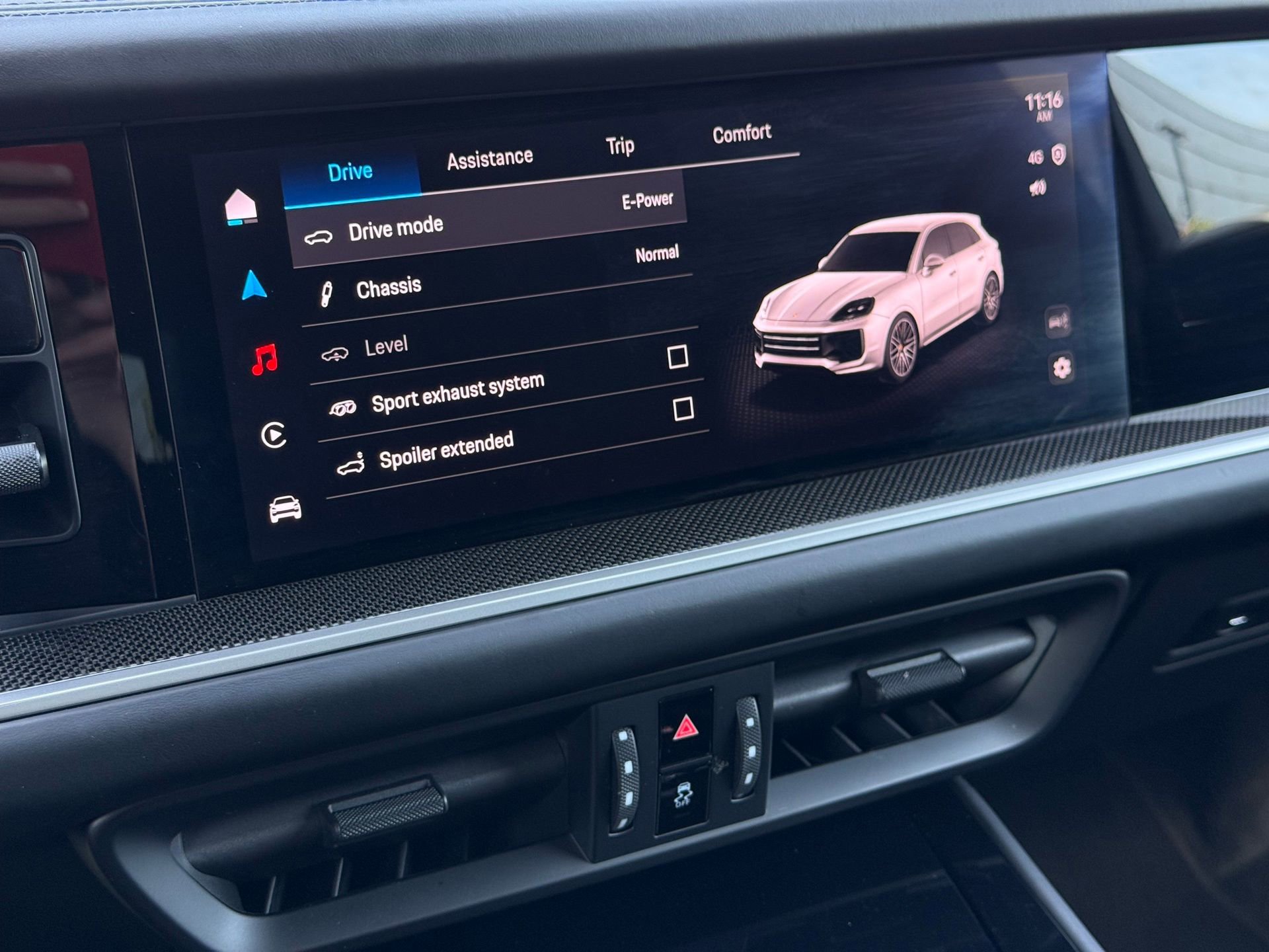 Certified 2025 Porsche Cayenne Turbo image 19