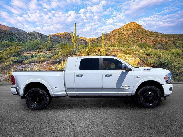 Used 2020 RAM 3500 Limited w/ Max Tow Package AWD/4WD image 3