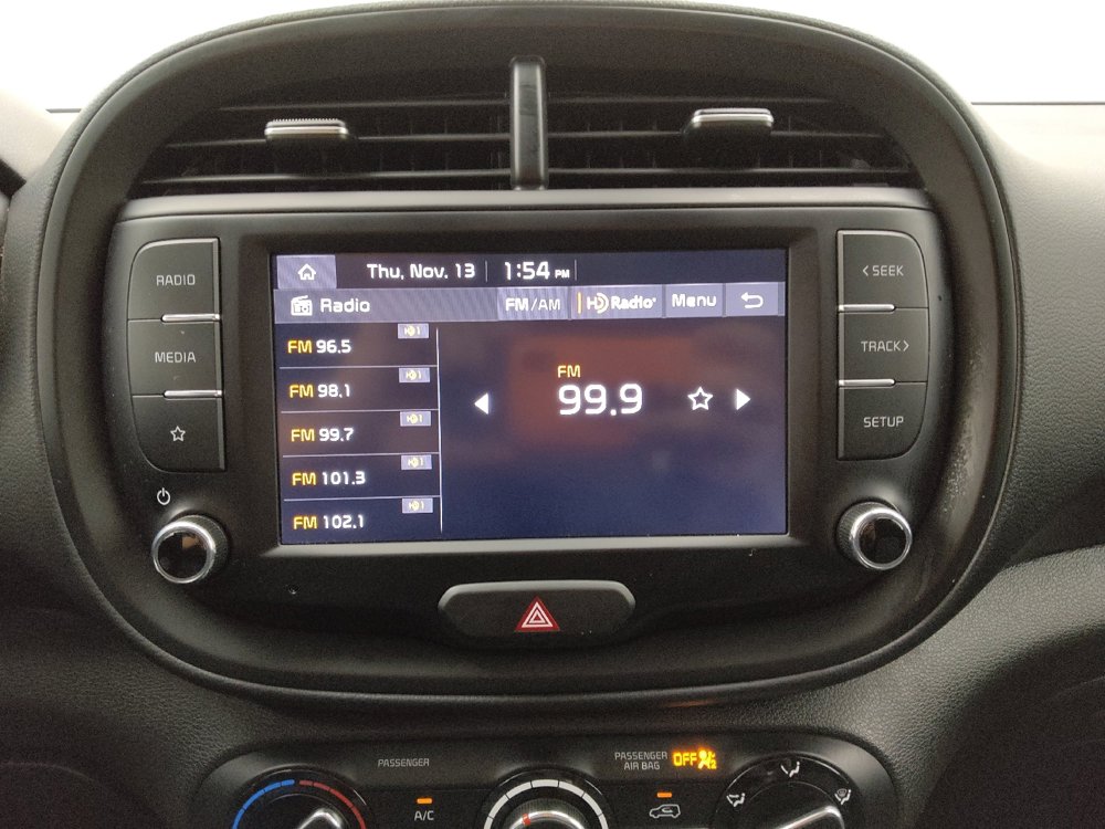 Used 2024 Kia Soul LX w/ LX Technology Package image 25