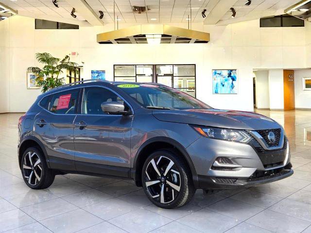 Certified 2022 Nissan Rogue Sport SL FWD image 3