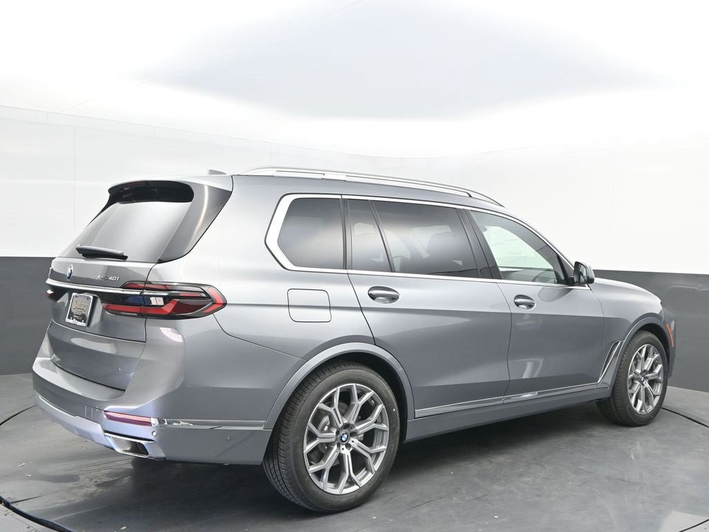 New 2026 BMW X7 xDrive40i image 7