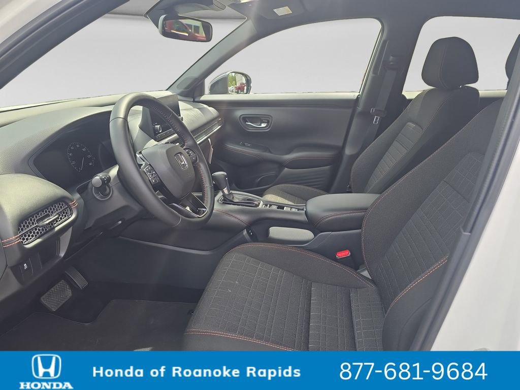 Used 2025 Honda HR-V Sport image 10