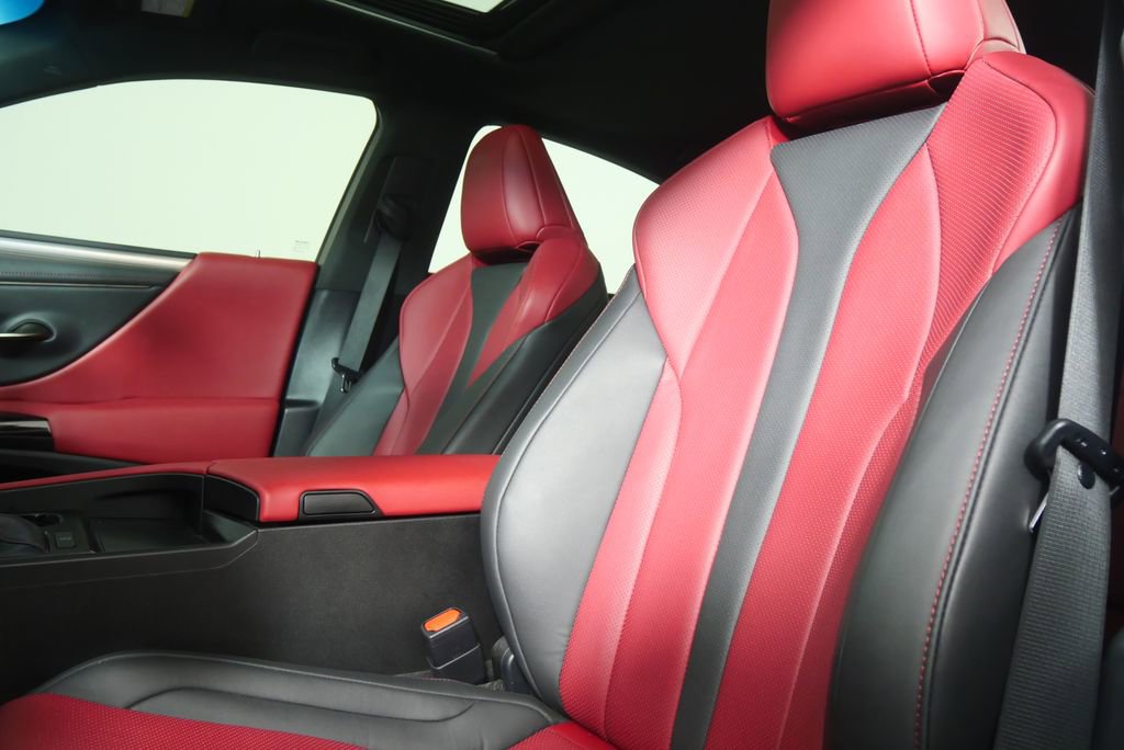 Used 2024 Lexus ES 350 F Sport w/ Accessory Package (Z2) FWD image 9