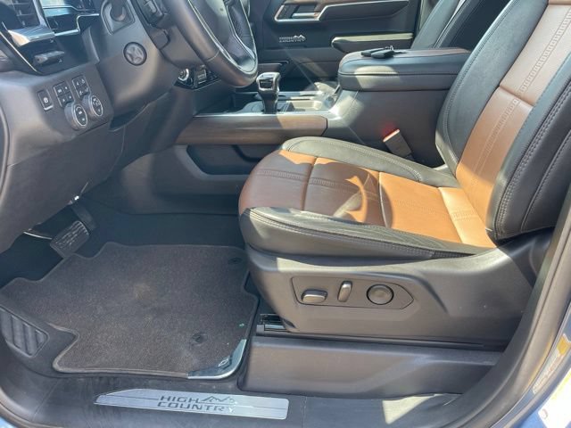 Used 2024 Chevrolet Silverado 1500 High Country w/ Technology Package AWD/4WD image 5