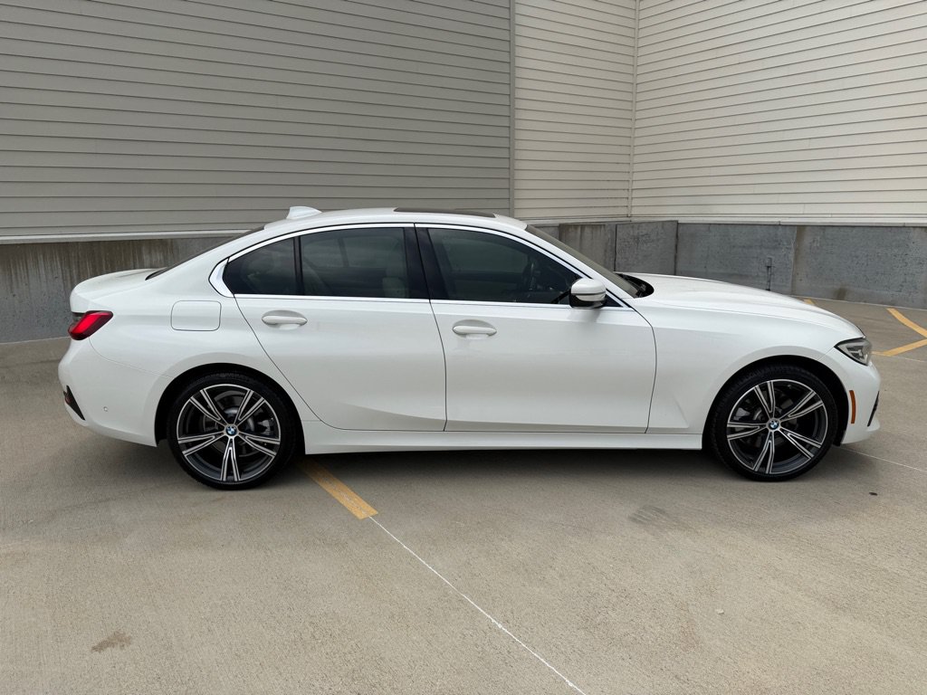 Used 2020 BMW 330i xDrive Sedan w/ Premium Package AWD/4WD image 2