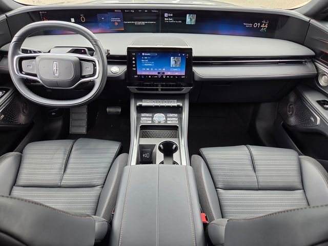 Used 2024 Lincoln Nautilus Reserve w/ Equipment Group 203A AWD/4WD image 16