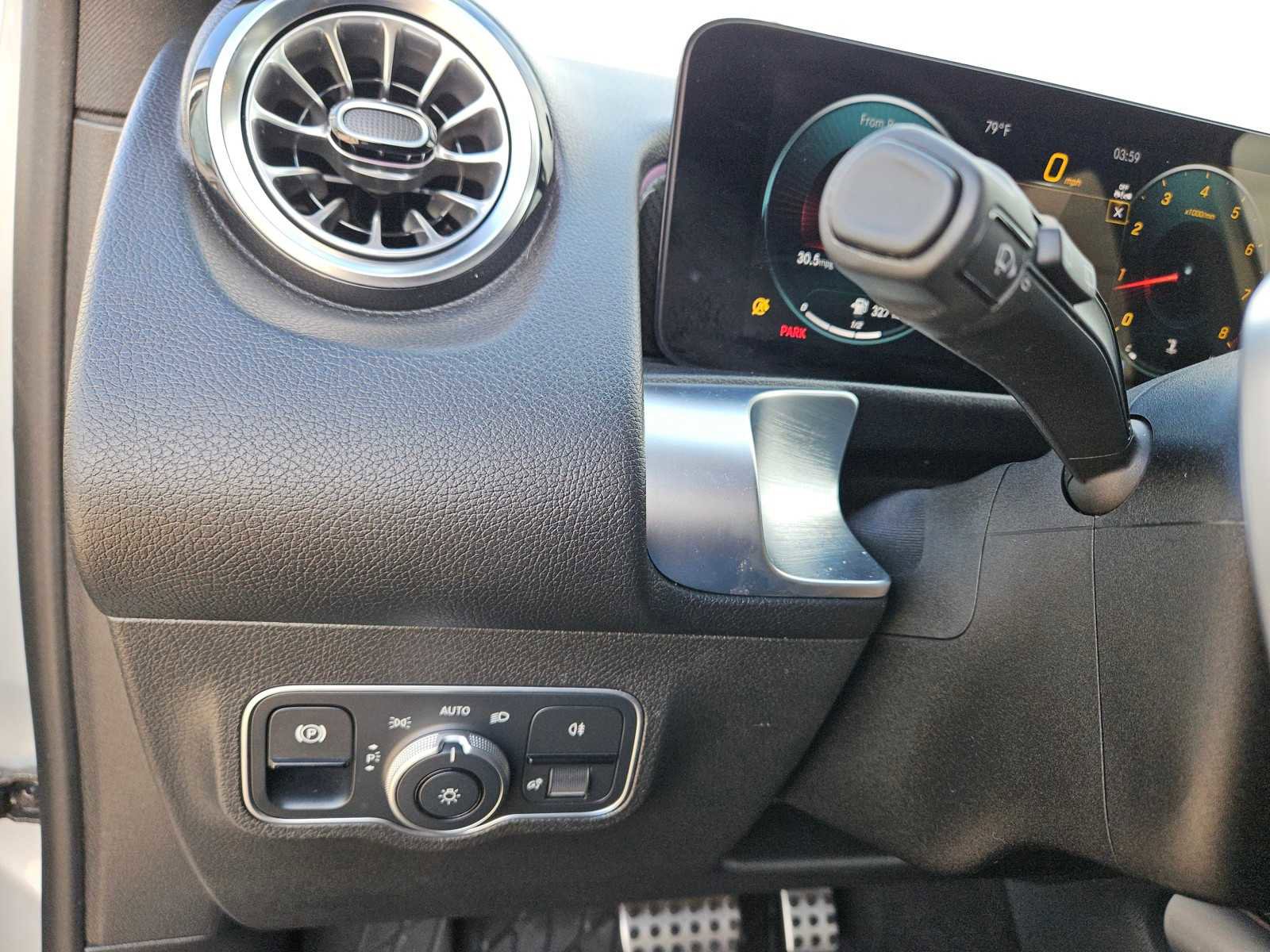 Certified 2023 Mercedes-Benz GLB 250 image 17