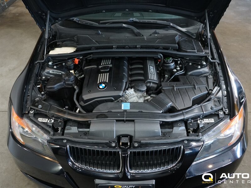 Used 2007 BMW 323i Sedan RWD image 8