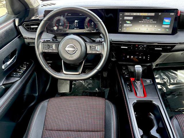 Certified 2025 Nissan Kicks SR FWD image 15