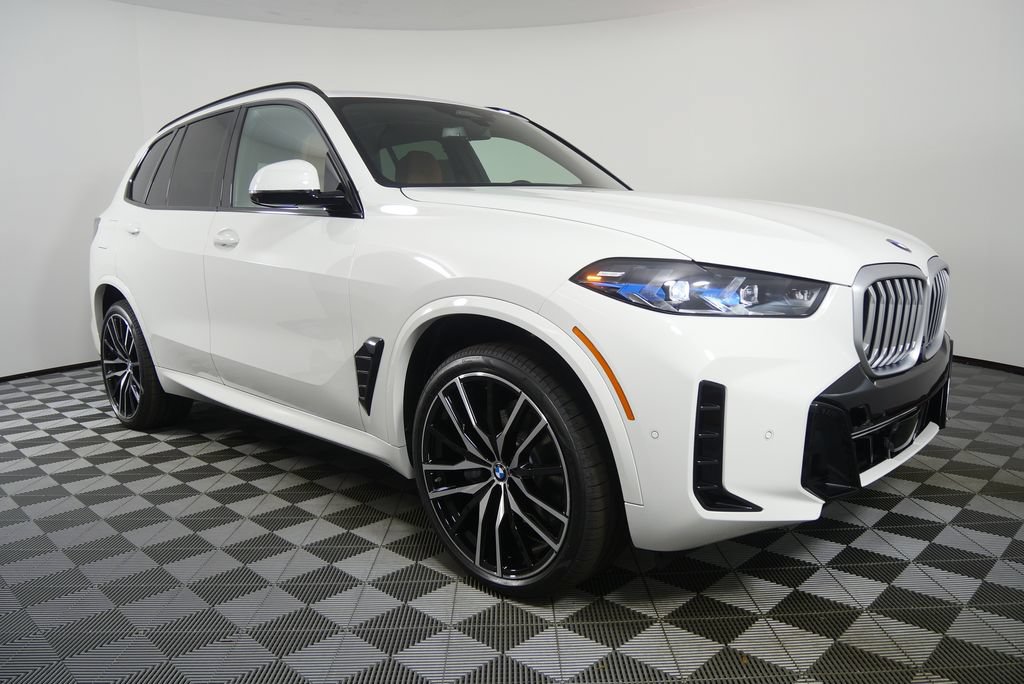 Used 2026 BMW X5 sDrive40i w/ M Sport Package RWD image 8