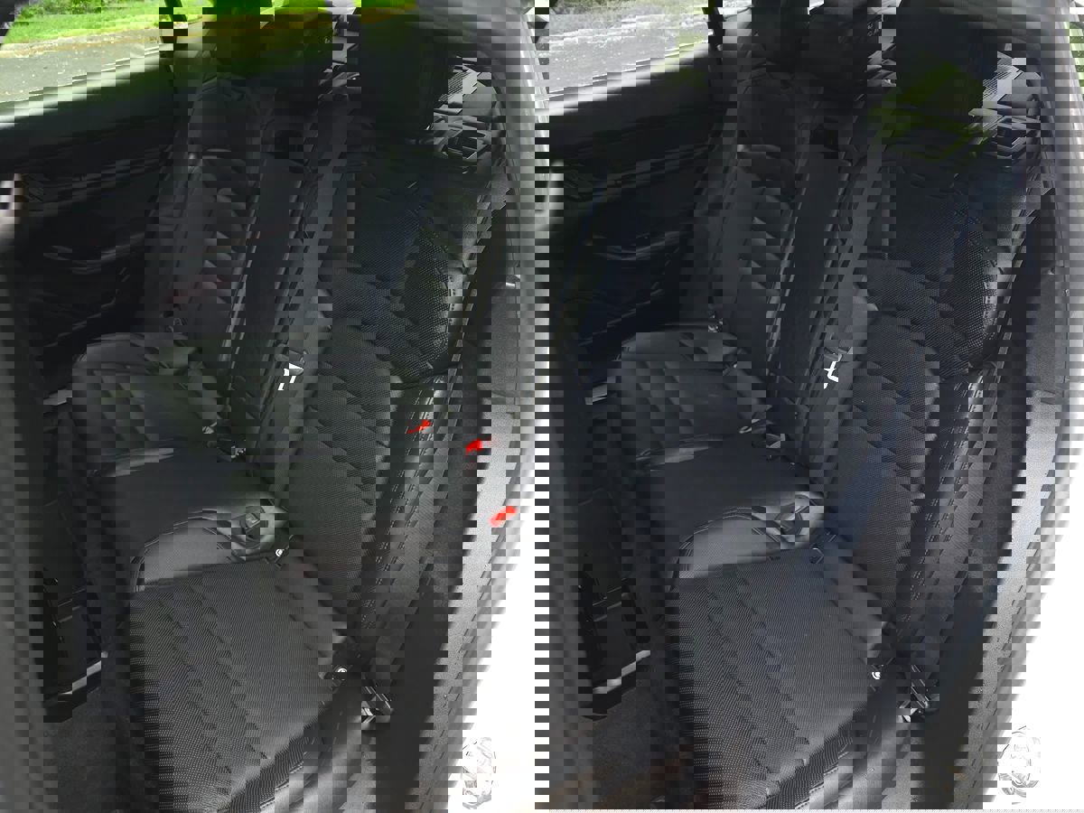 Used 2020 Porsche Taycan 4S w/ Premium Package image 16