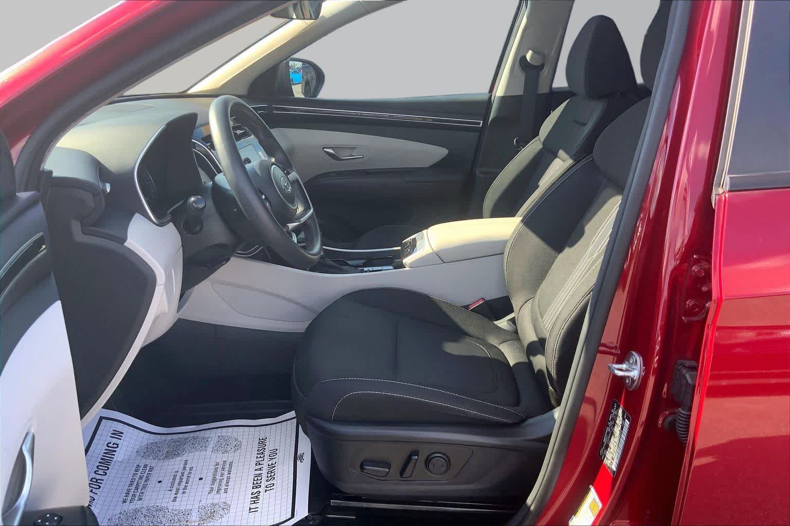 Used 2024 Hyundai Tucson SEL FWD image 8