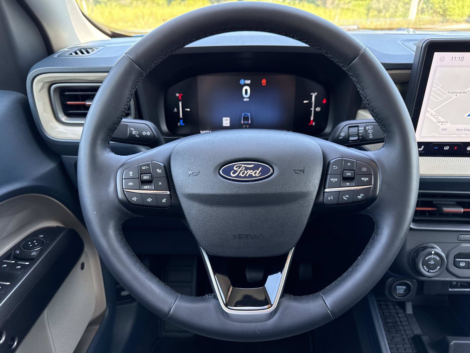 Used 2025 Ford Maverick Lariat AWD/4WD image 14