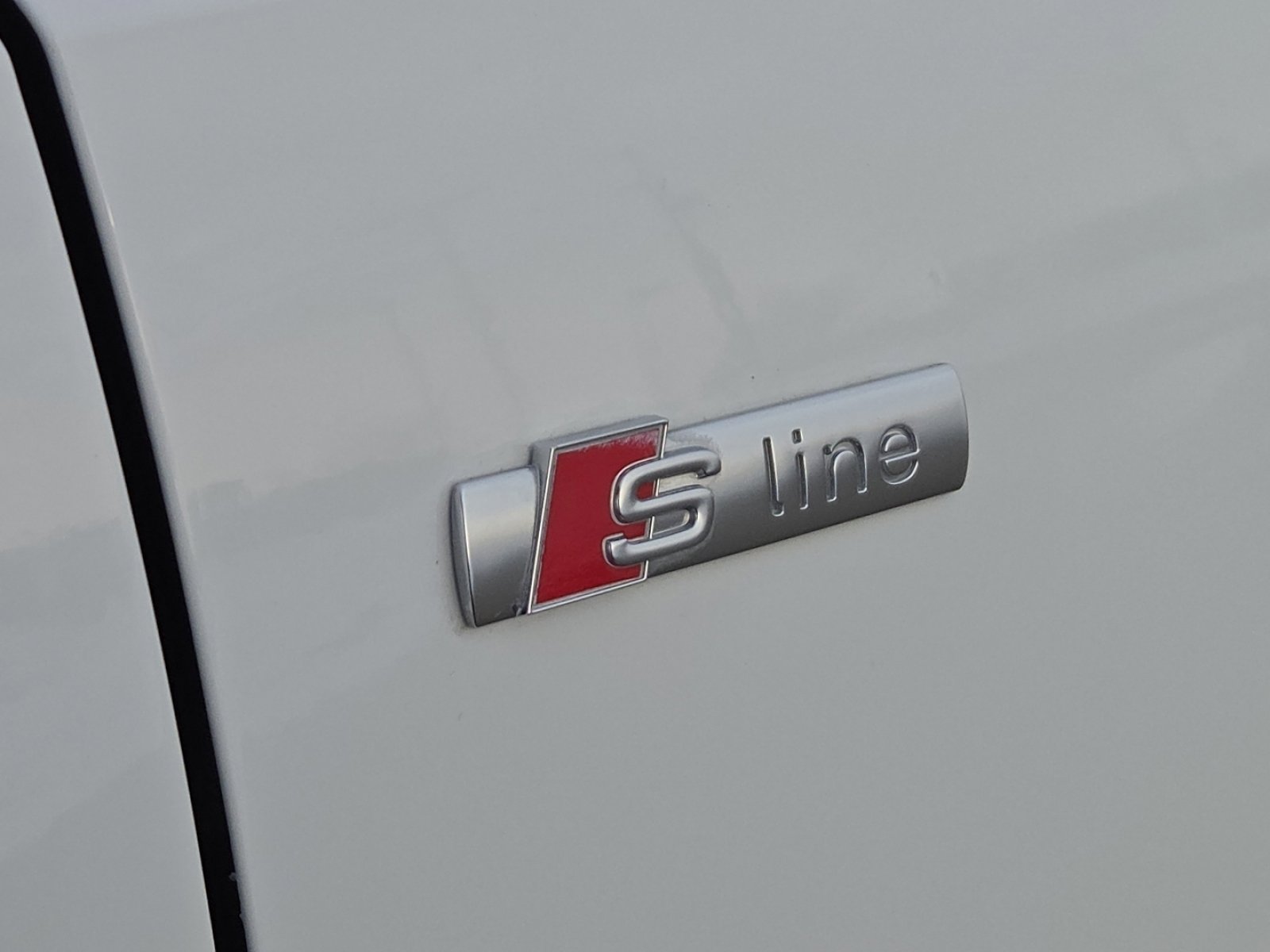 Used 2025 Audi Q3 2.0T Premium image 9