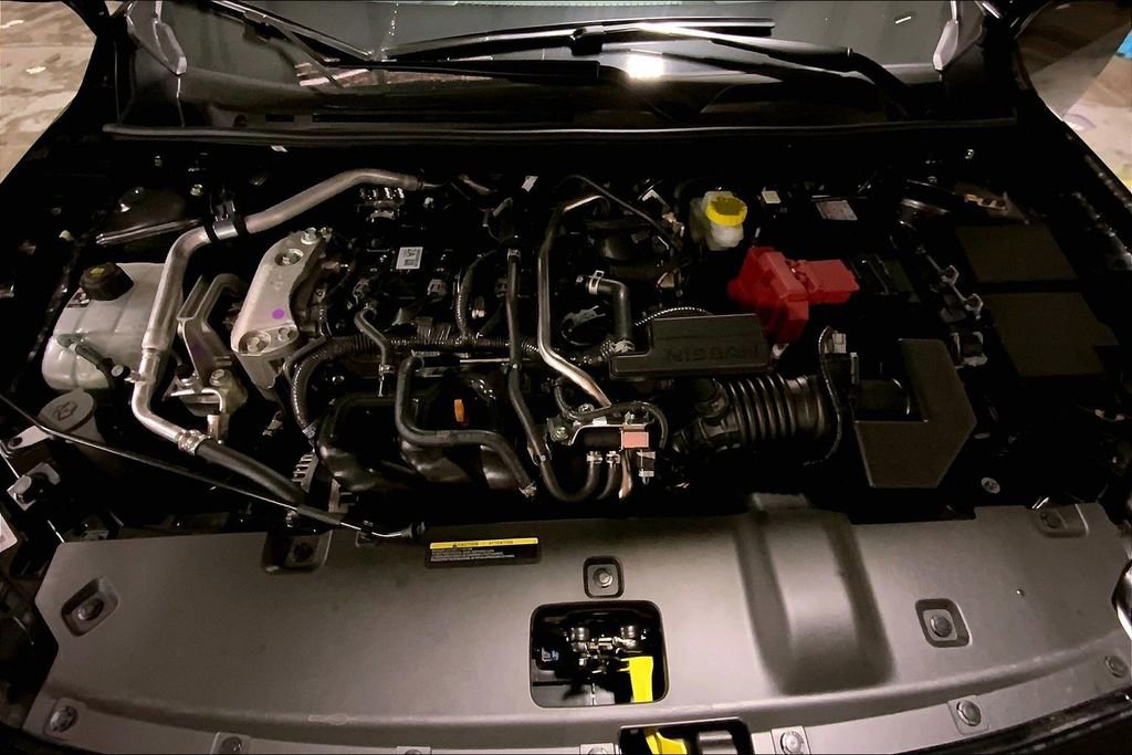 New 2026 Nissan Sentra SR w/ Floor Mat Package image 5