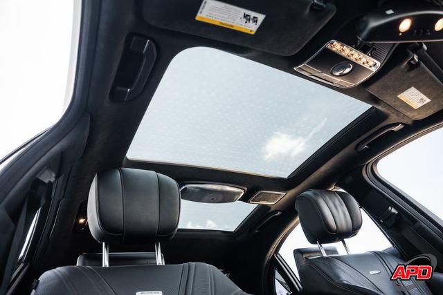 Used 2014 Mercedes-Benz S 63 AMG 4MATIC Sedan image 31