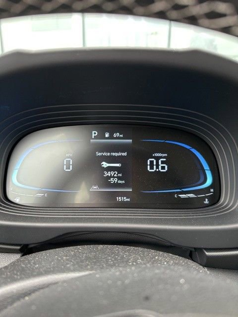 Certified 2025 Hyundai Venue Limited image 4