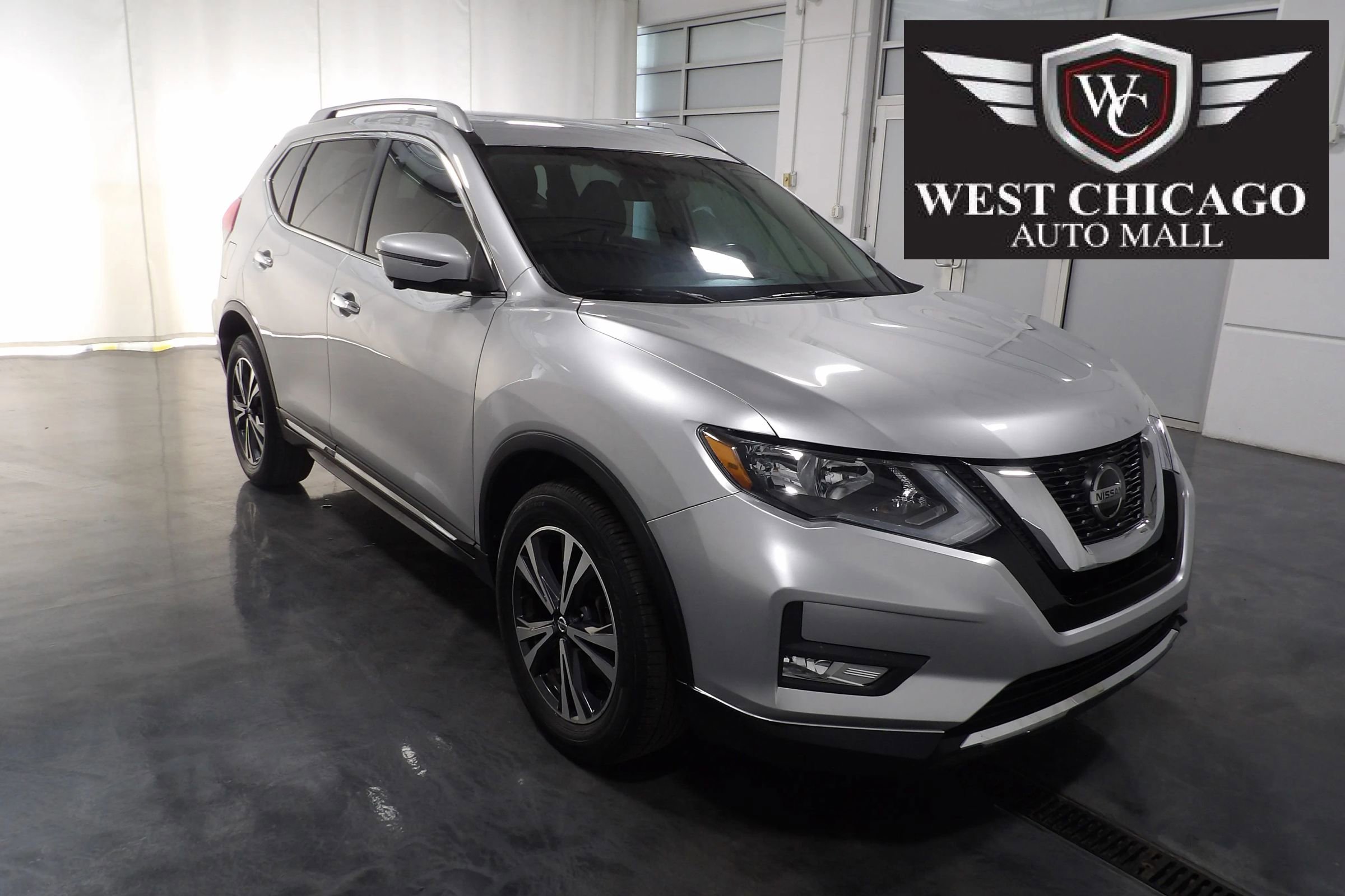 Used 2018 Nissan Rogue SL image 1